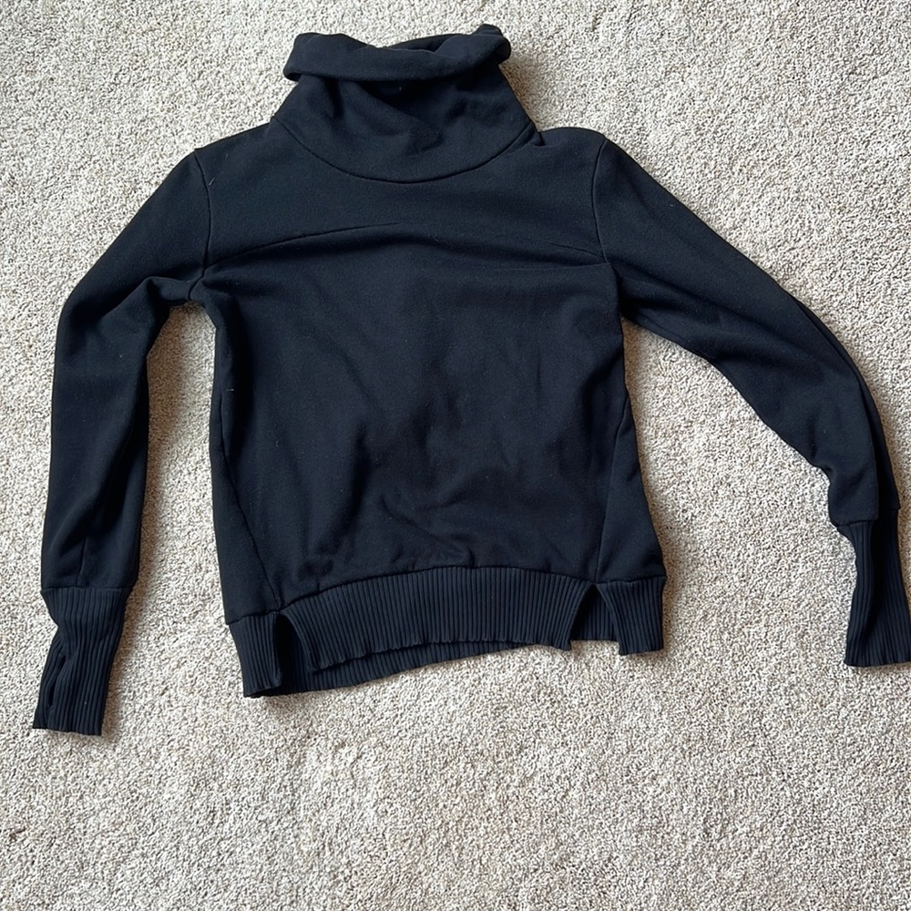 Black ALO turtleneck sweater; size small